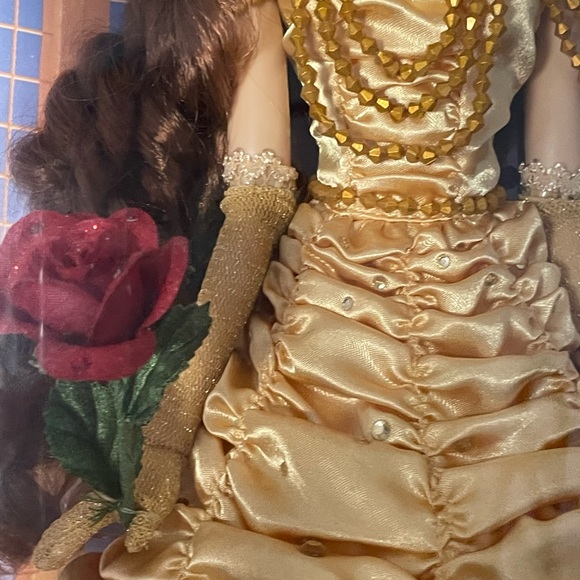 Disney store Limited Edition Belle doll - Picture 6 of 8